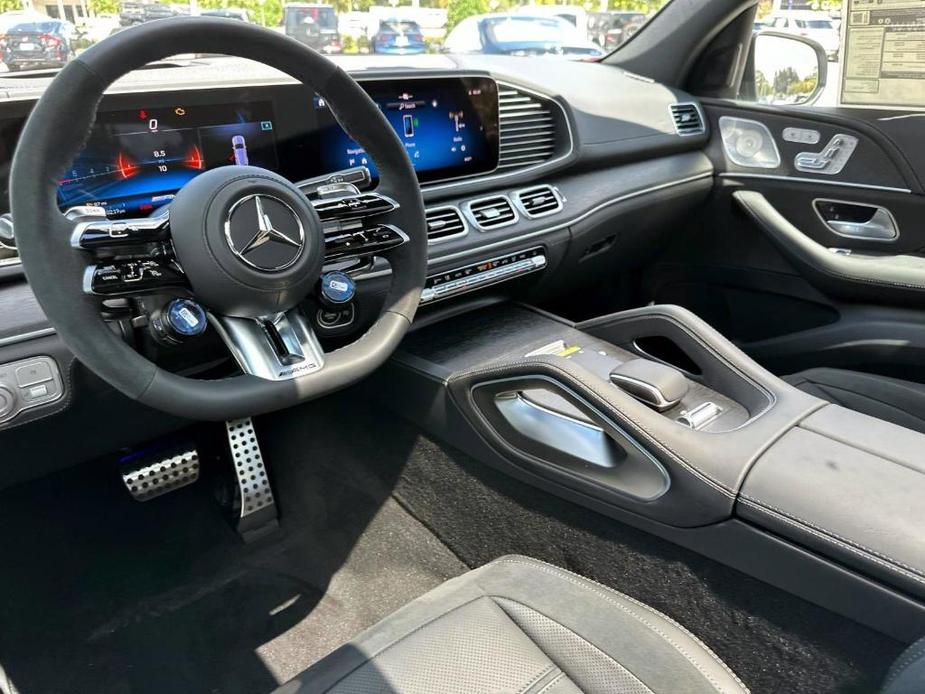 new 2025 Mercedes-Benz AMG GLE 63 car, priced at $137,015