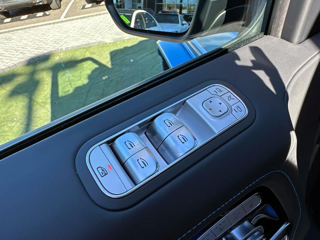 new 2025 Mercedes-Benz G-Class car, priced at $188,120