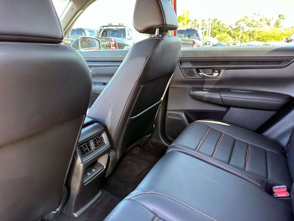 used 2025 Honda CR-V Hybrid car, priced at $34,996