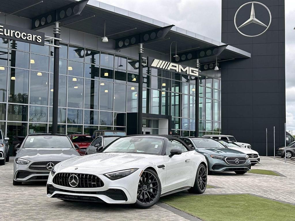 new 2026 Mercedes-Benz AMG SL 43 car, priced at $126,450