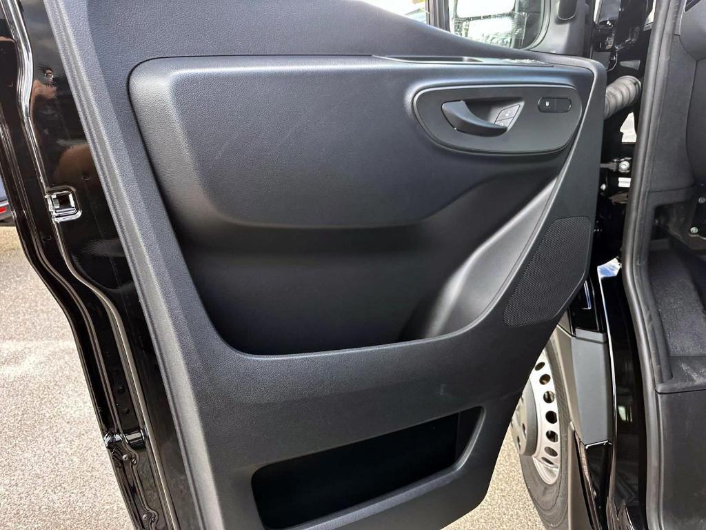 new 2025 Mercedes-Benz Sprinter 3500 car, priced at $77,144