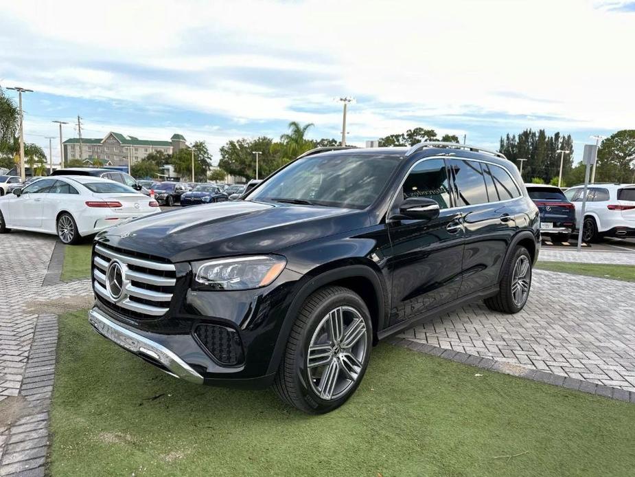 new 2025 Mercedes-Benz GLS 450 car, priced at $92,275