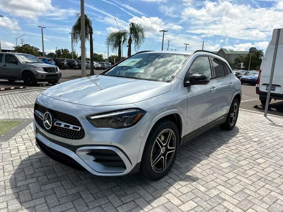 new 2025 Mercedes-Benz GLA 250 car, priced at $51,030