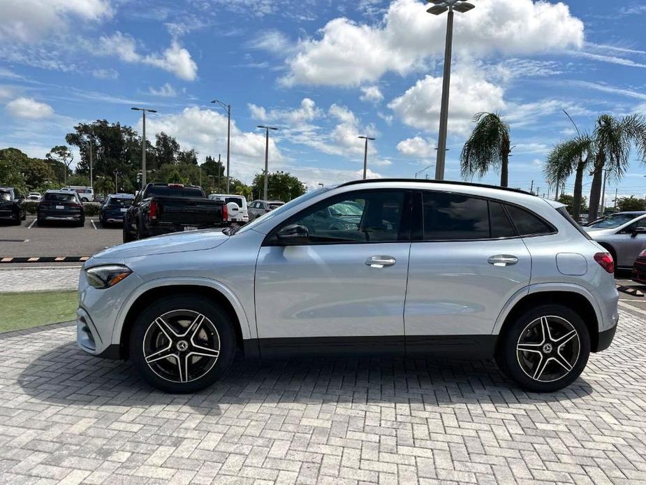 new 2025 Mercedes-Benz GLA 250 car, priced at $51,030