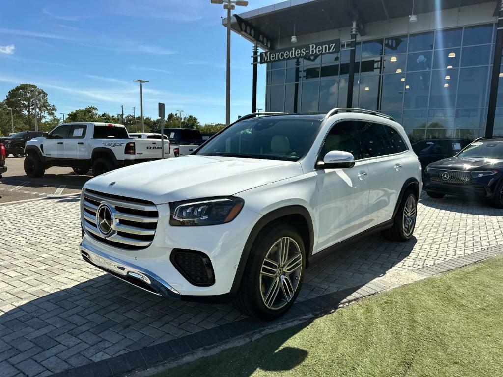 new 2025 Mercedes-Benz GLS 450 car, priced at $91,775
