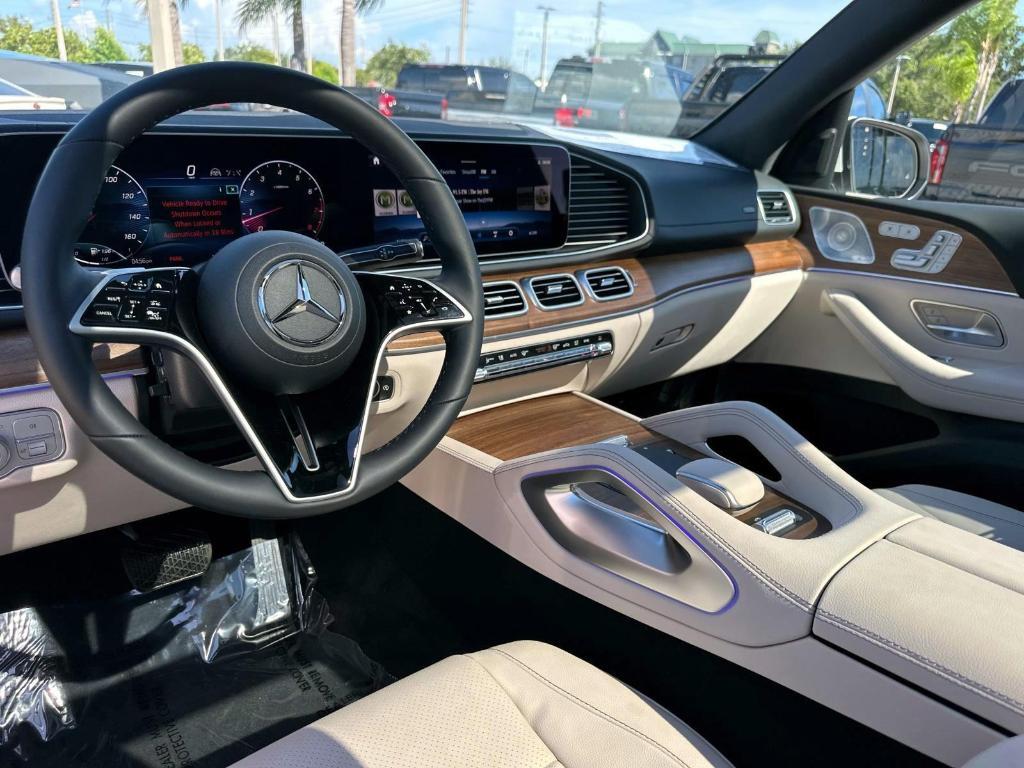new 2025 Mercedes-Benz GLS 450 car, priced at $91,775