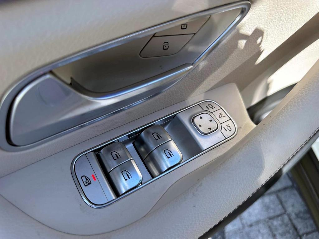 new 2025 Mercedes-Benz GLS 450 car, priced at $91,775