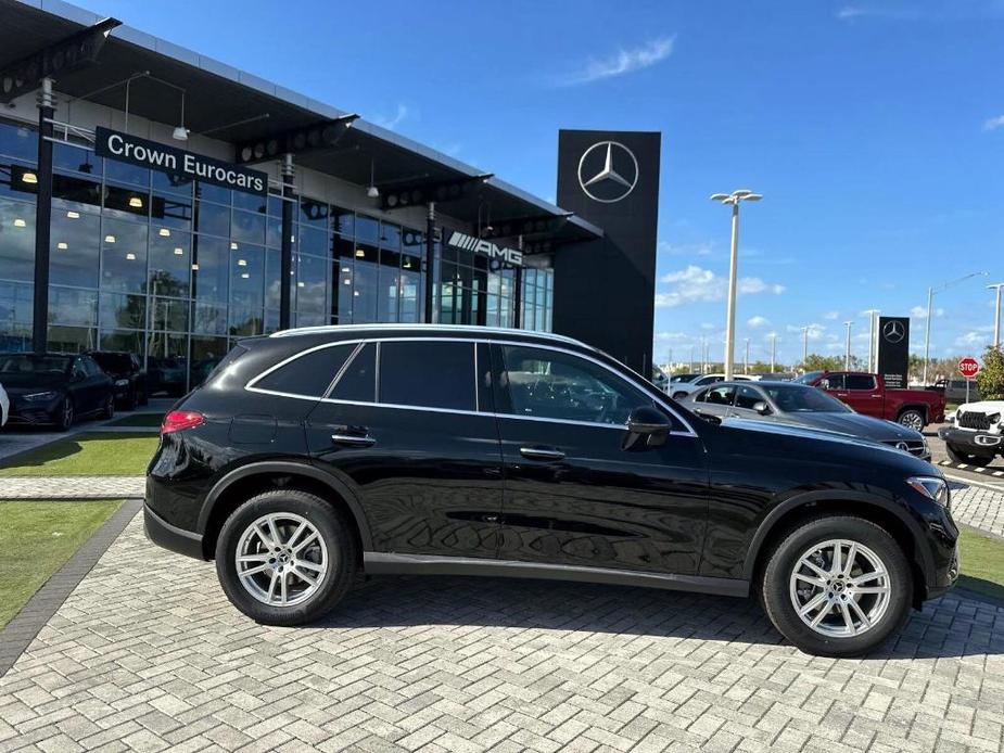 new 2025 Mercedes-Benz GLC 300 car, priced at $52,700