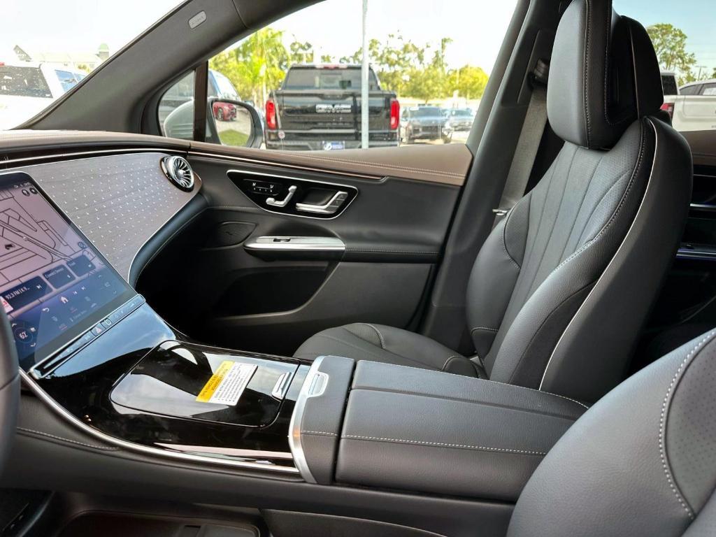 new 2026 Mercedes-Benz EQE 320 car, priced at $75,300