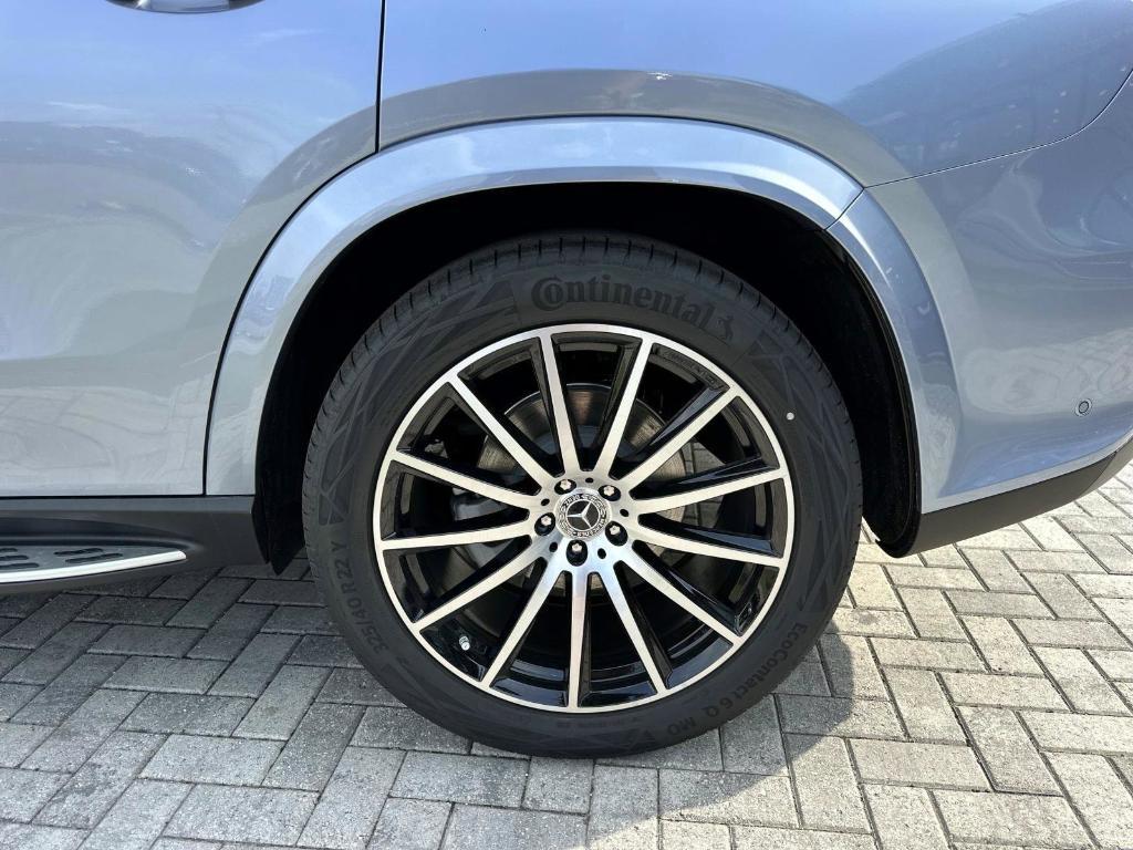 new 2026 Mercedes-Benz GLS 580 car, priced at $144,120