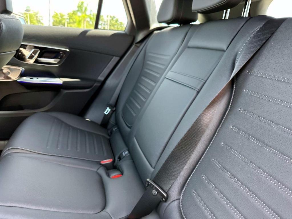 new 2025 Mercedes-Benz GLC 300 car, priced at $58,715