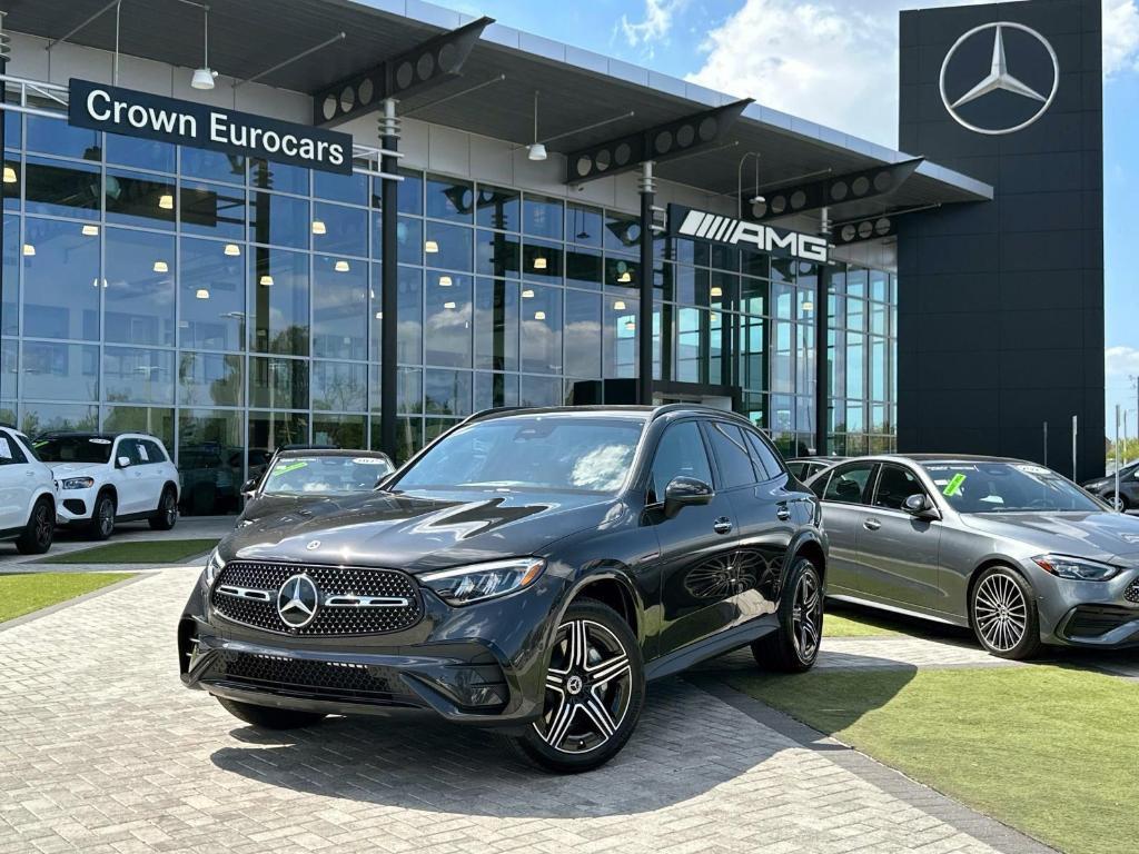 new 2025 Mercedes-Benz GLC 300 car, priced at $58,715