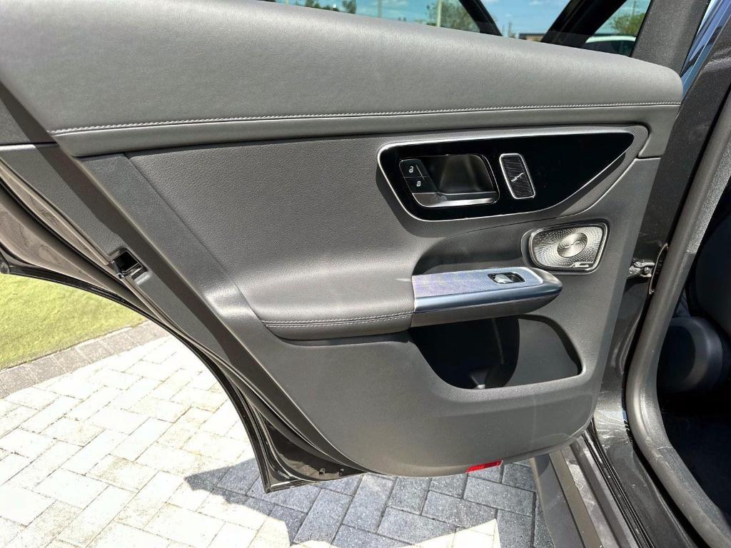 new 2025 Mercedes-Benz GLC 300 car, priced at $58,715