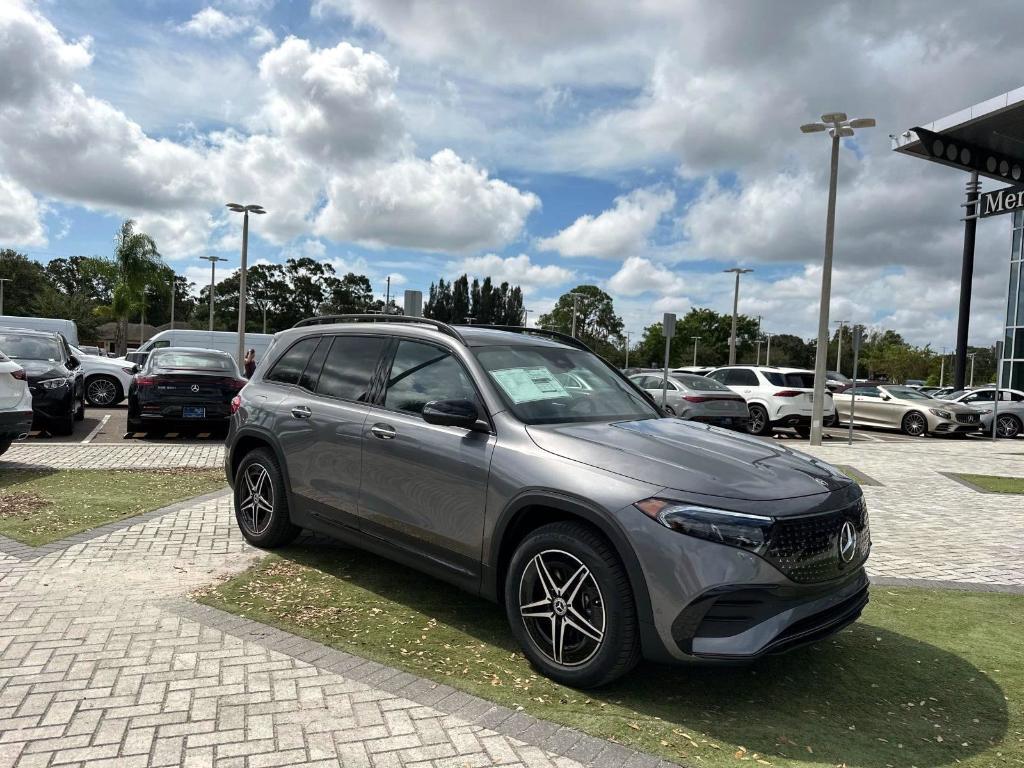 new 2024 Mercedes-Benz EQB 300 car, priced at $68,375