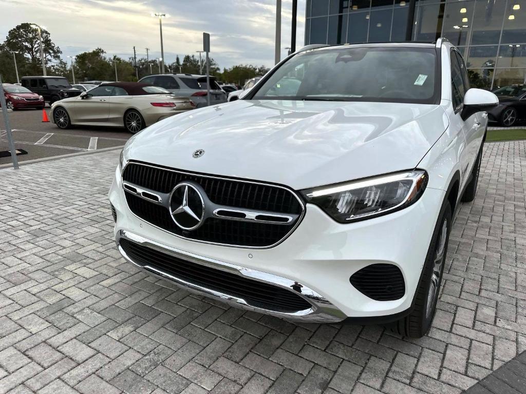 new 2025 Mercedes-Benz GLC 300 car, priced at $52,885