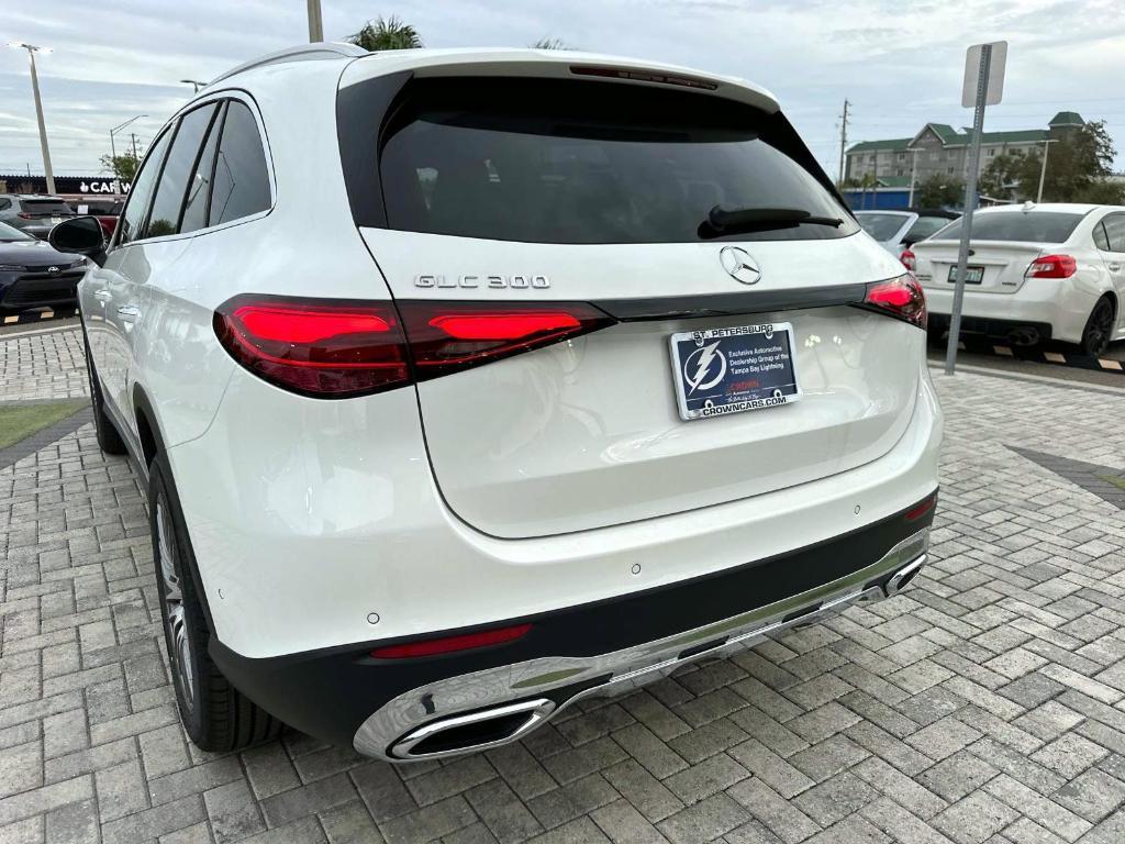 new 2025 Mercedes-Benz GLC 300 car, priced at $52,885