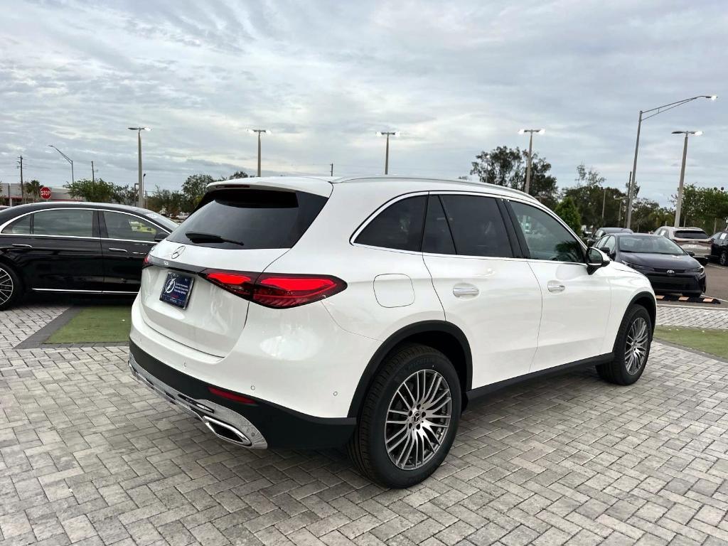 new 2025 Mercedes-Benz GLC 300 car, priced at $52,885