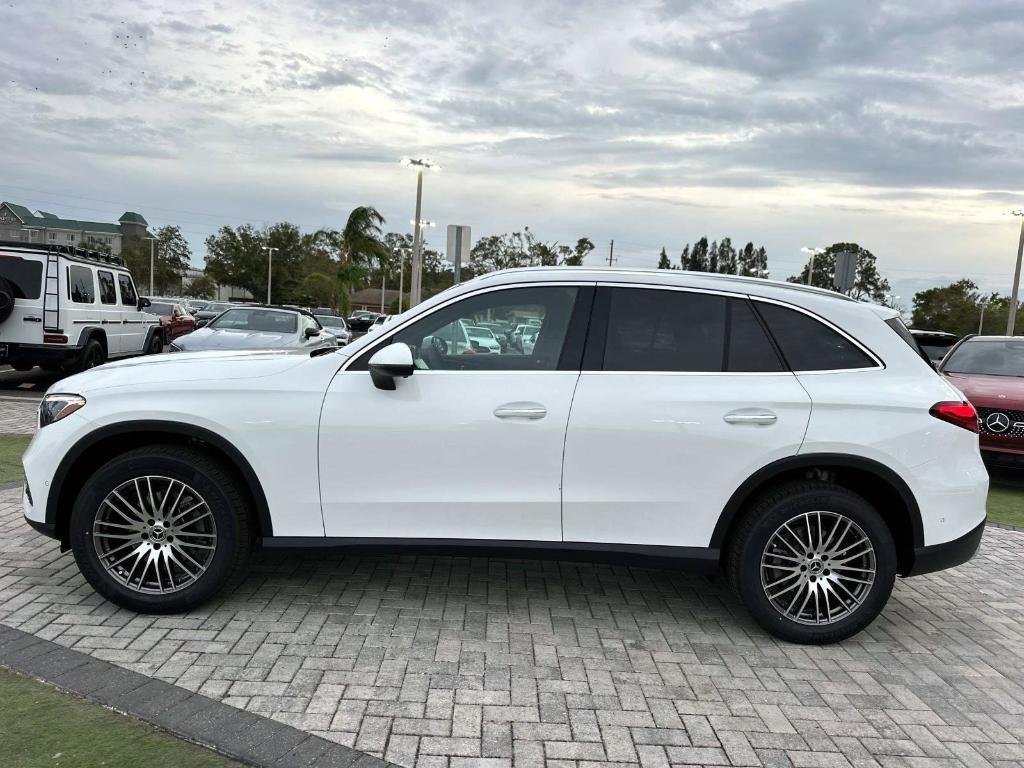 new 2025 Mercedes-Benz GLC 300 car, priced at $52,885