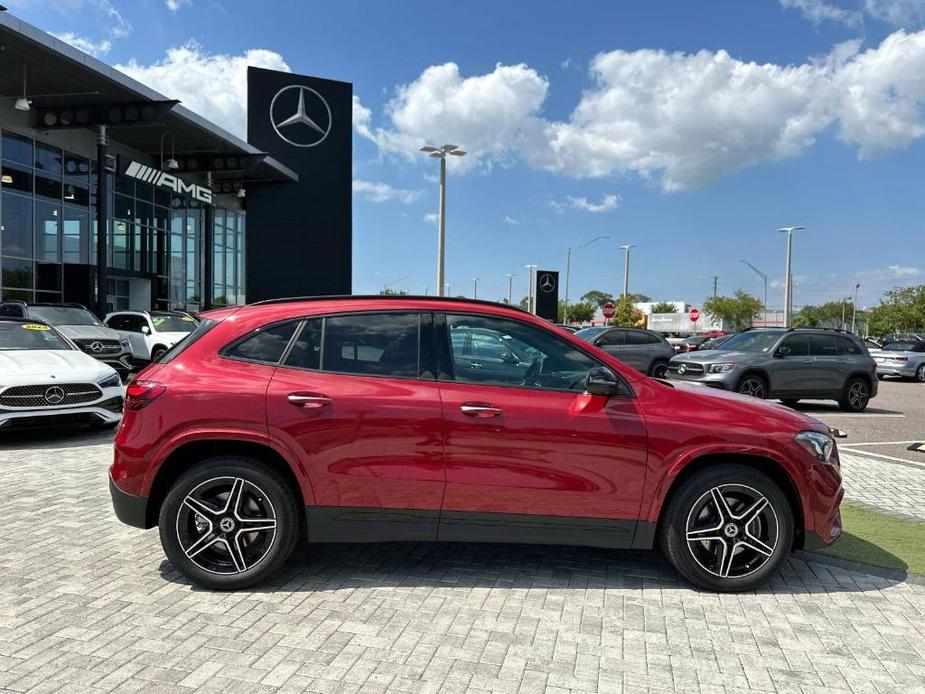 new 2024 Mercedes-Benz GLA 250 car, priced at $54,215