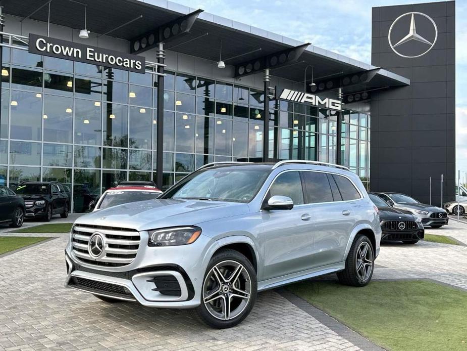 new 2025 Mercedes-Benz GLS 450 car, priced at $95,365