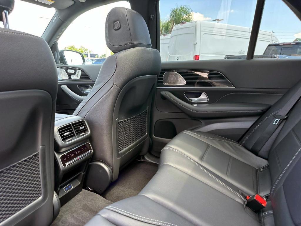 new 2026 Mercedes-Benz GLE 450 car, priced at $86,045