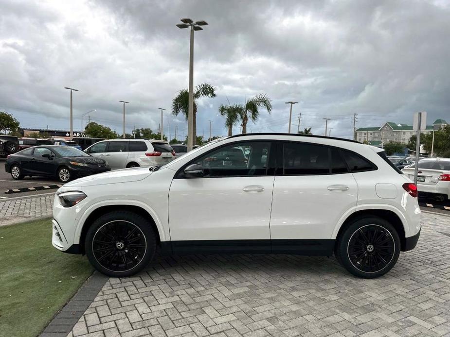 new 2025 Mercedes-Benz GLA 250 car, priced at $52,930