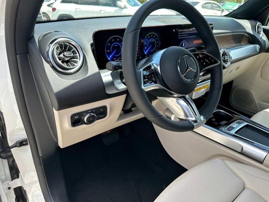 new 2024 Mercedes-Benz EQB 250 car, priced at $57,650