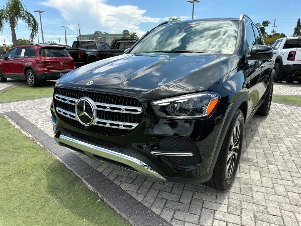 new 2025 Mercedes-Benz GLE 450e car, priced at $77,170