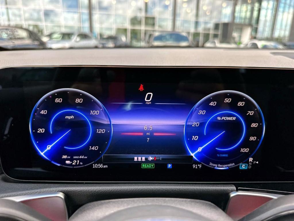 new 2024 Mercedes-Benz EQB 300 car, priced at $61,575
