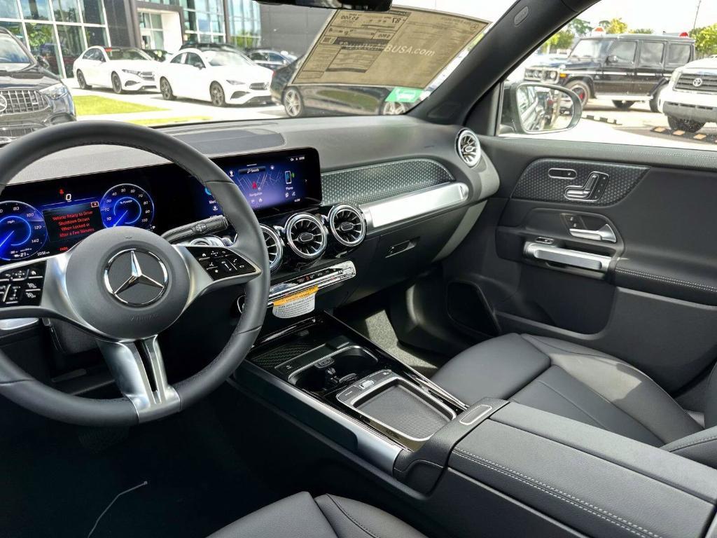 new 2024 Mercedes-Benz EQB 300 car, priced at $61,575