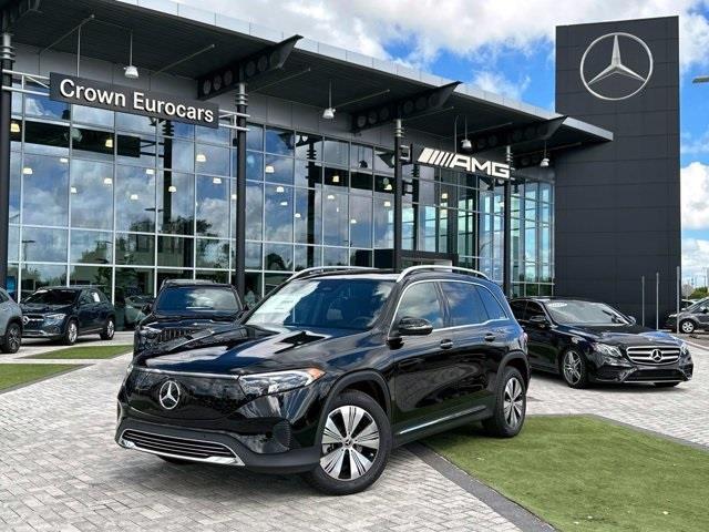 new 2024 Mercedes-Benz EQB 300 car, priced at $61,575