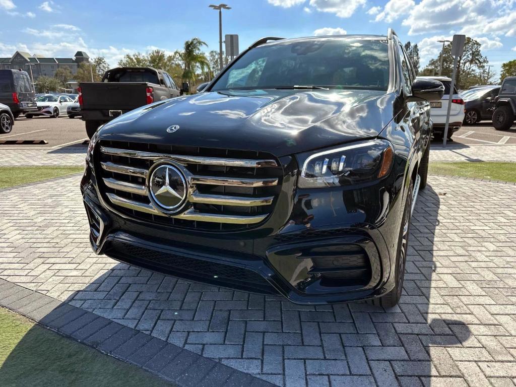 new 2025 Mercedes-Benz GLS 450 car, priced at $103,295