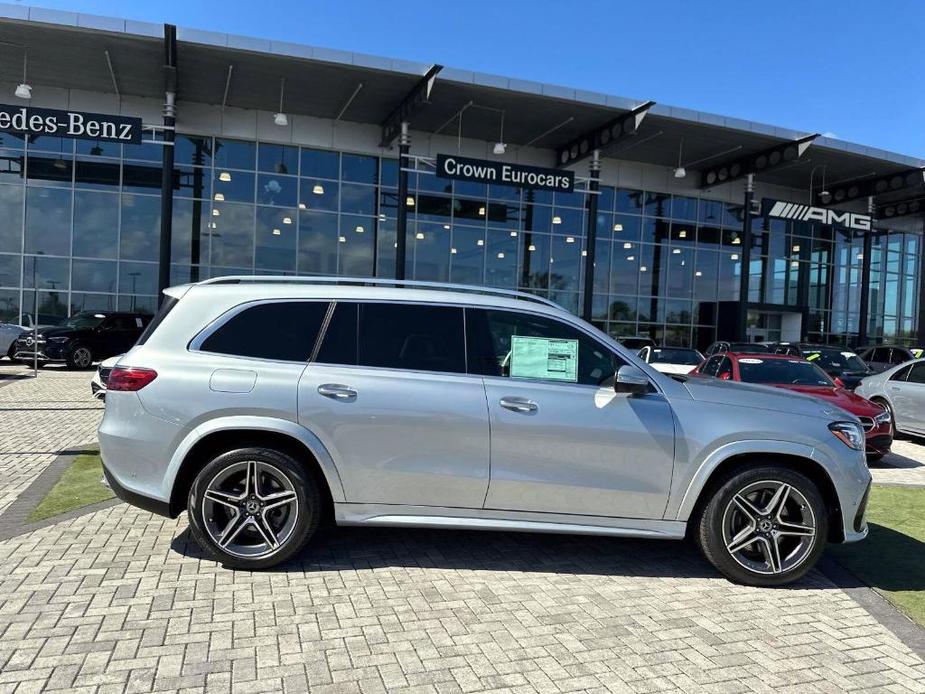 new 2025 Mercedes-Benz GLS 450 car, priced at $95,365