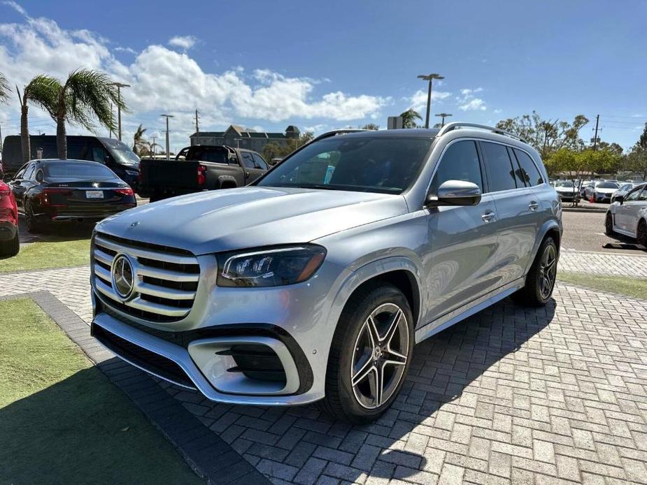 new 2025 Mercedes-Benz GLS 450 car, priced at $95,365