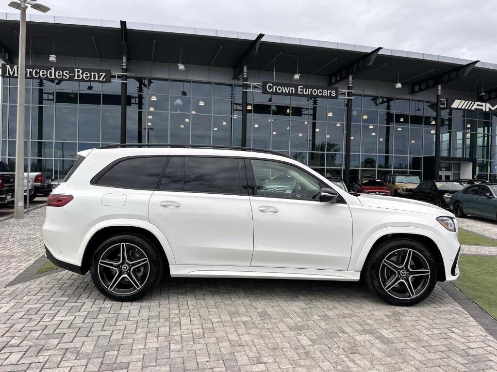 new 2026 Mercedes-Benz GLS 450 car, priced at $99,365