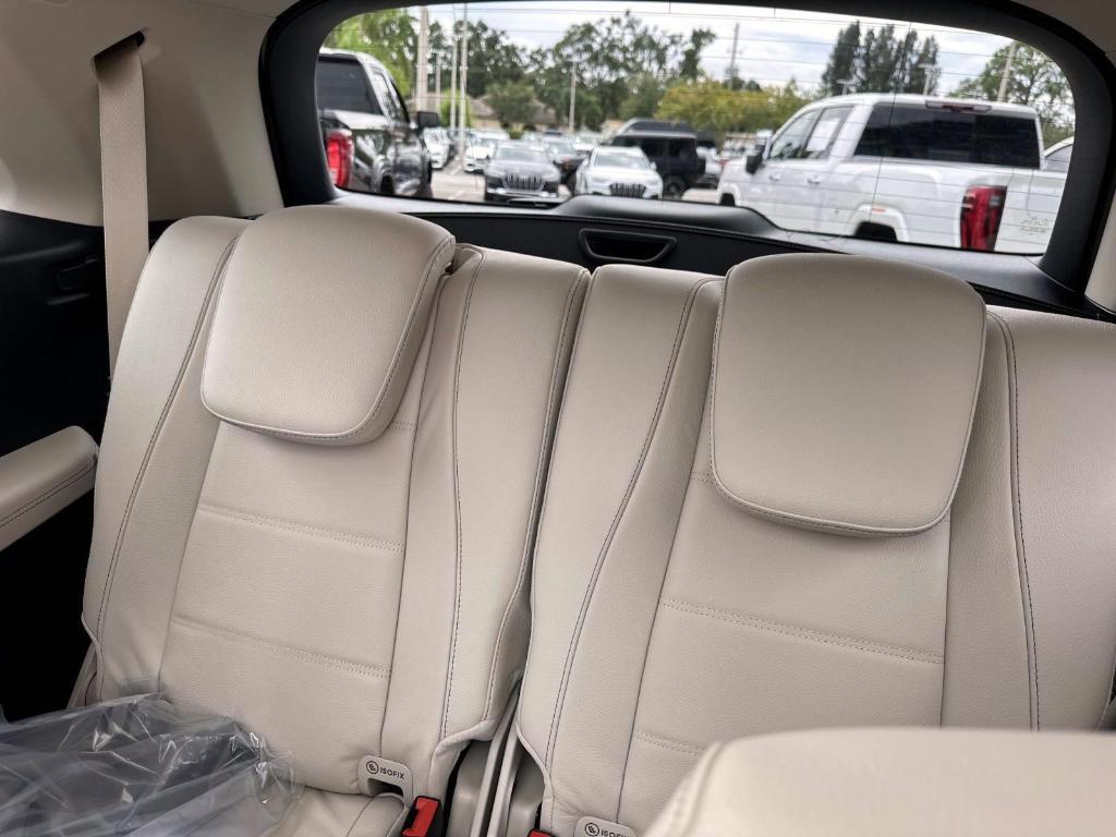 new 2026 Mercedes-Benz GLS 450 car, priced at $99,365