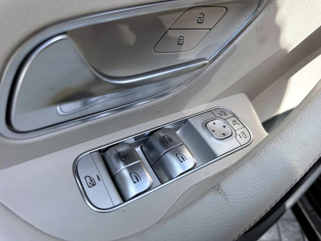 new 2026 Mercedes-Benz GLS 450 car, priced at $103,735