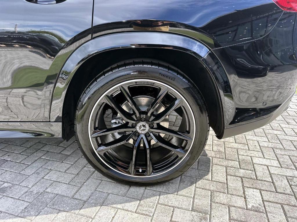 new 2026 Mercedes-Benz GLS 450 car, priced at $103,735