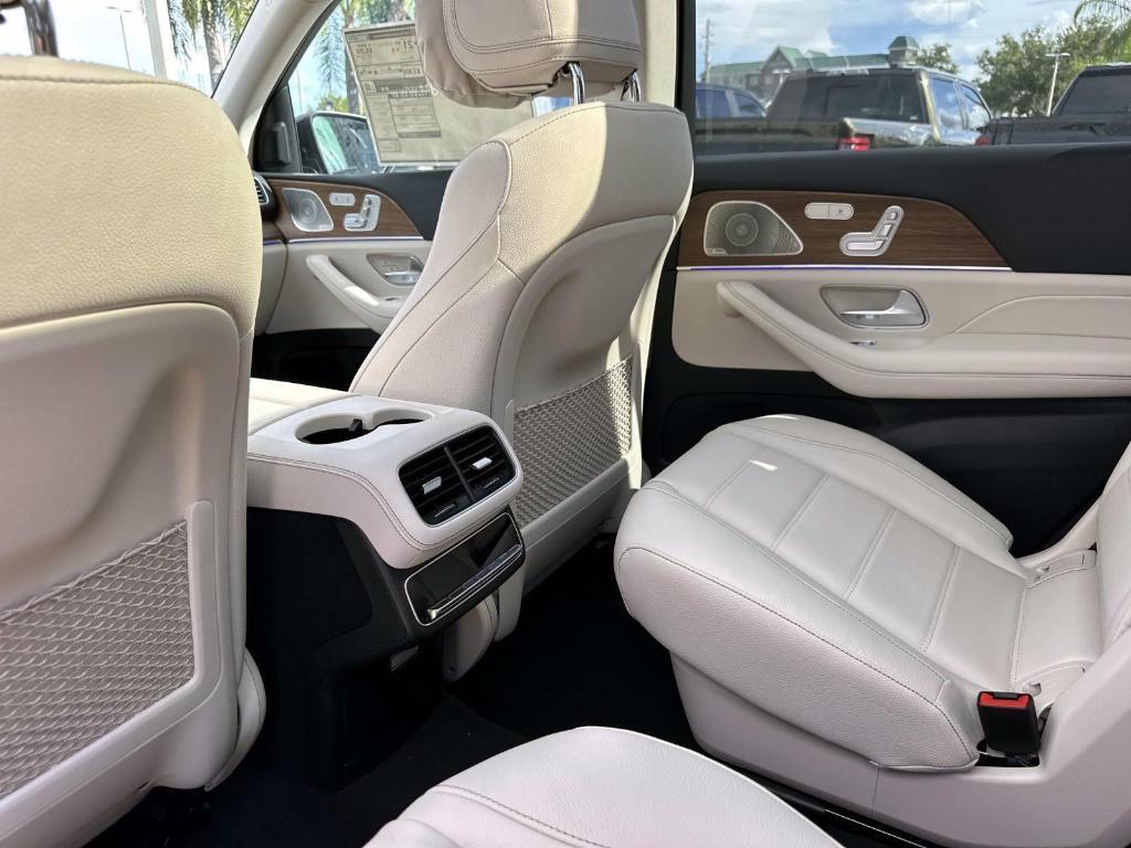 new 2026 Mercedes-Benz GLS 450 car, priced at $103,735