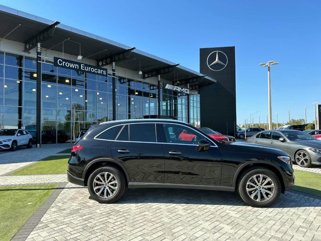 new 2025 Mercedes-Benz GLC 300 car, priced at $53,235