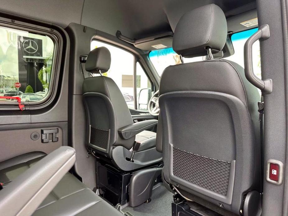 new 2024 Mercedes-Benz Sprinter 2500 car, priced at $90,575