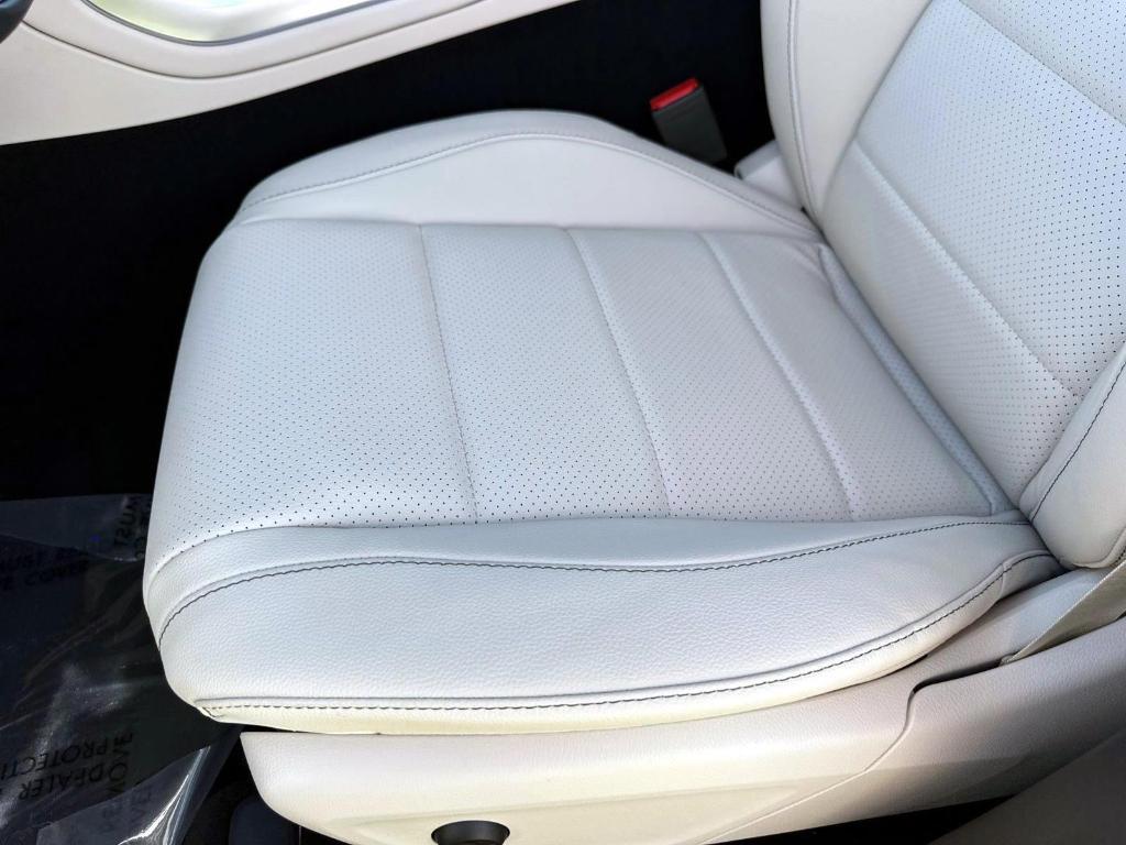 new 2025 Mercedes-Benz GLE 450e car, priced at $77,645