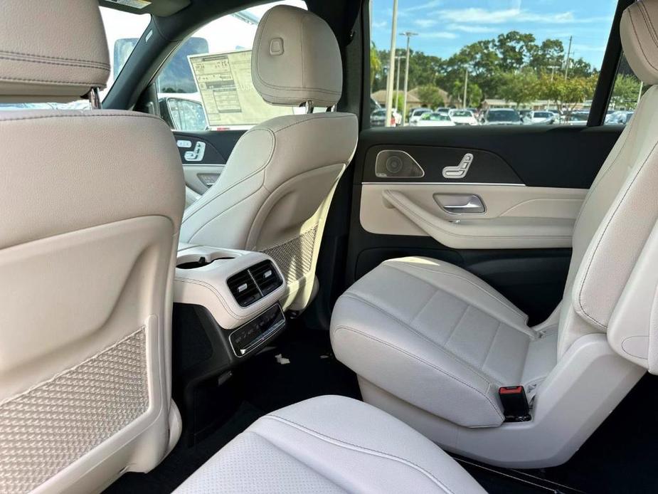 new 2025 Mercedes-Benz GLS 450 car, priced at $97,760