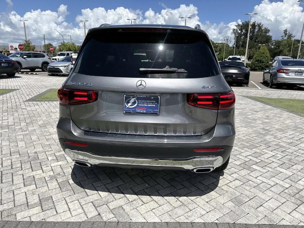 new 2026 Mercedes-Benz GLB 250 car, priced at $52,055