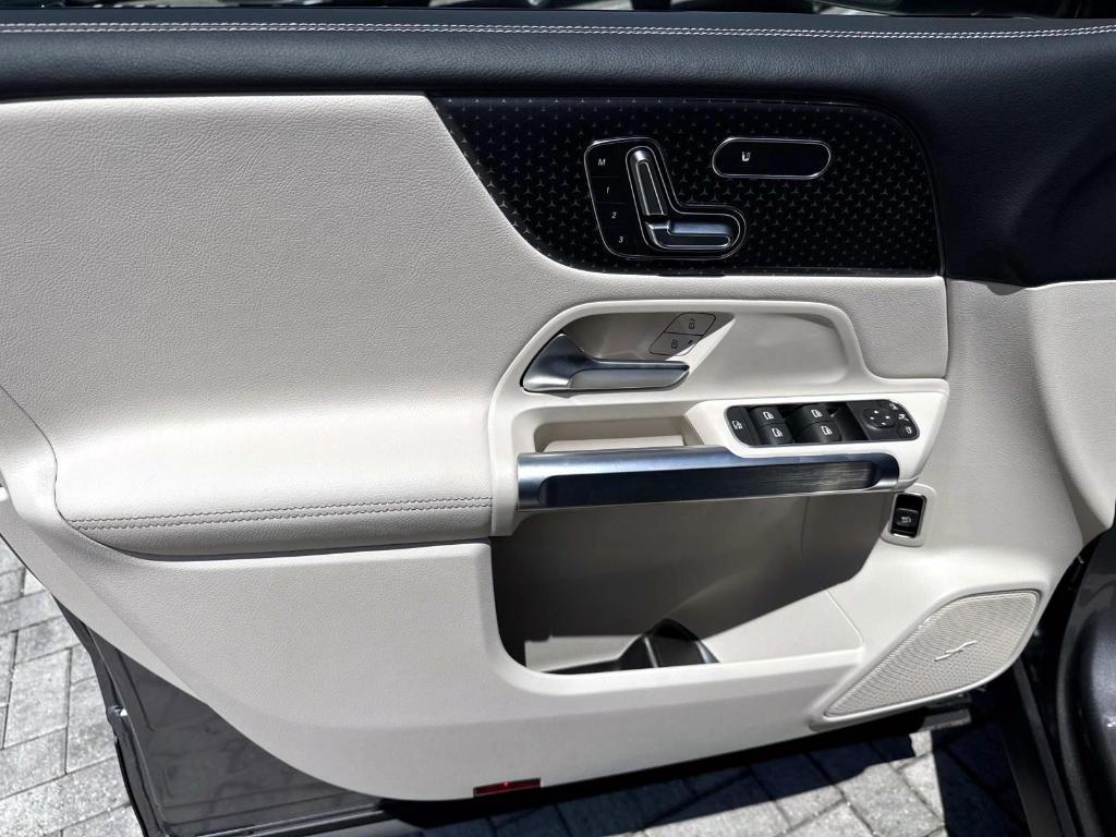 new 2026 Mercedes-Benz GLB 250 car, priced at $52,055