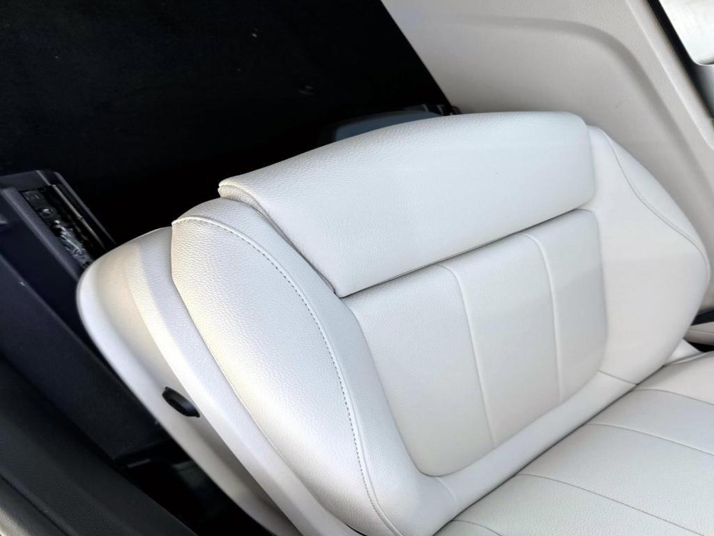 new 2026 Mercedes-Benz GLB 250 car, priced at $52,055