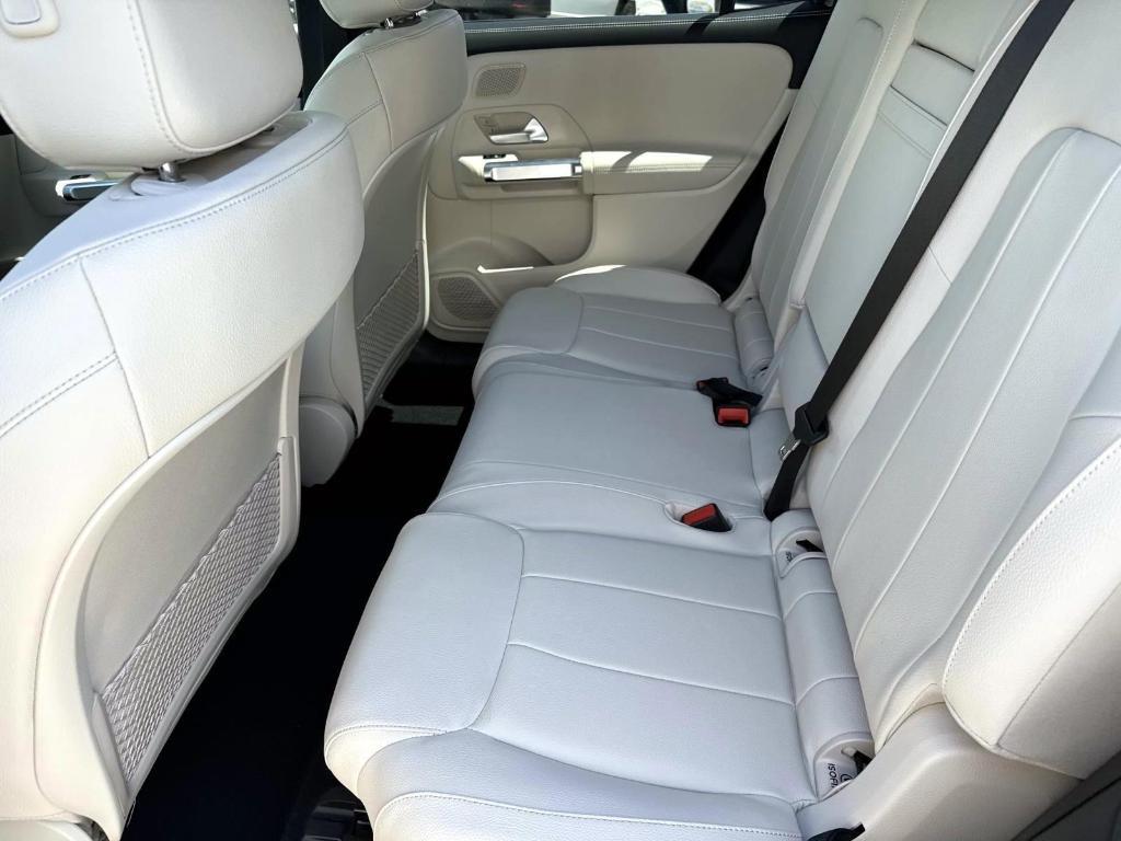new 2026 Mercedes-Benz GLB 250 car, priced at $52,055