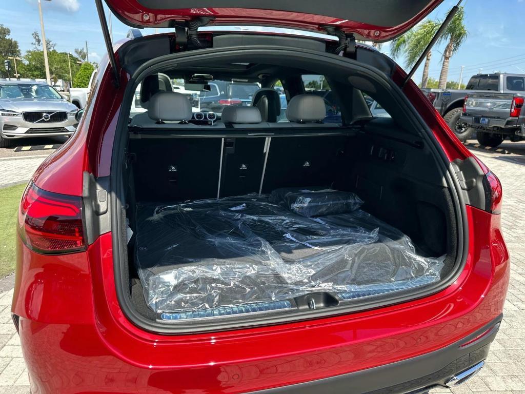 new 2025 Mercedes-Benz GLC 350e car, priced at $70,050