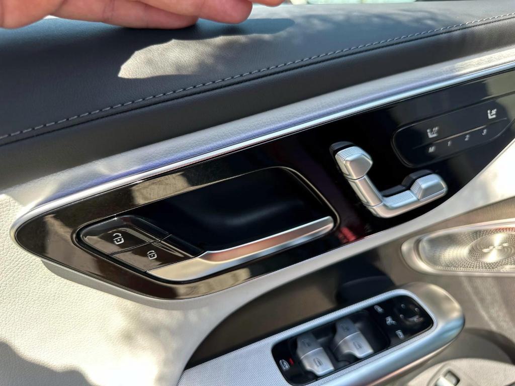 new 2025 Mercedes-Benz GLC 350e car, priced at $70,050