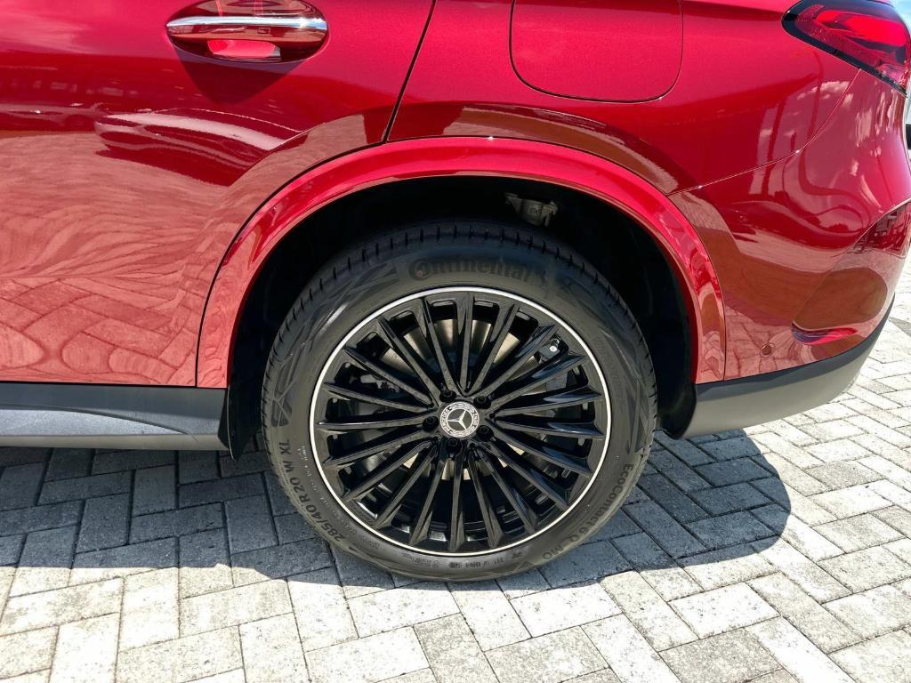 new 2025 Mercedes-Benz GLC 350e car, priced at $71,235